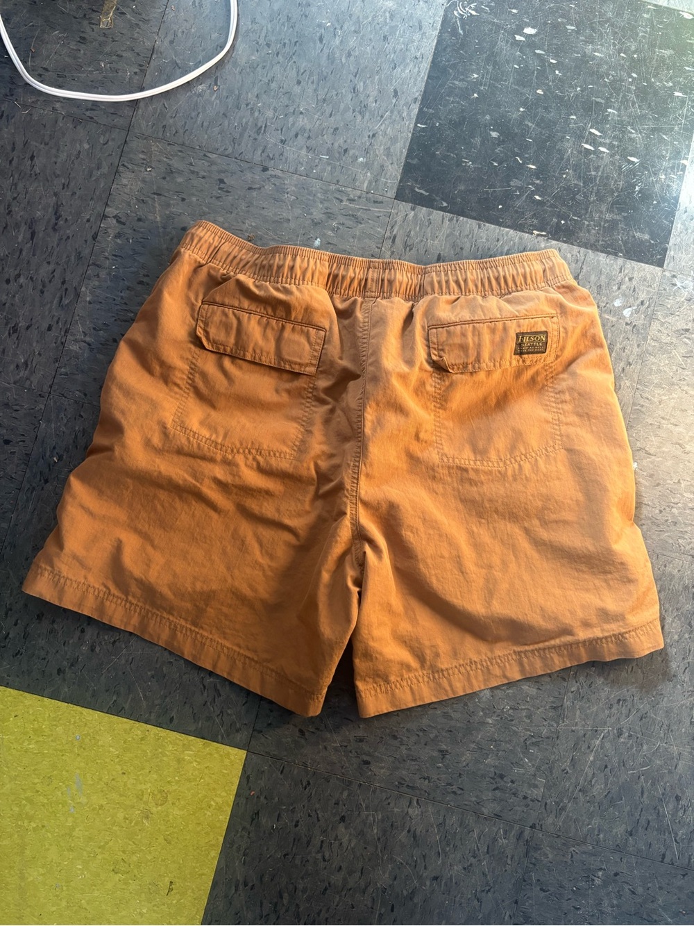 Filson Seattle Elastic-Waist Cargo Shorts with Rear Flap Pockets